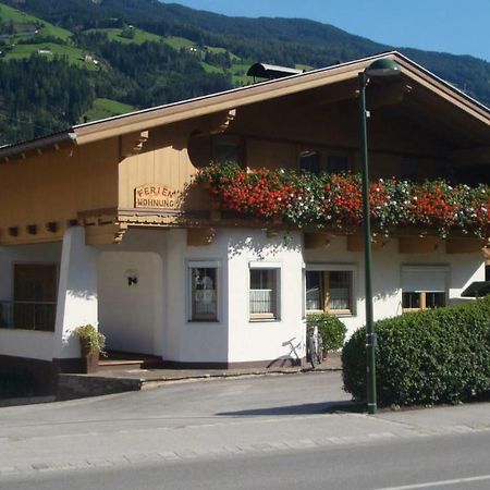 Haus Waldner Apartment Aschau Im Zillertal Bagian luar foto