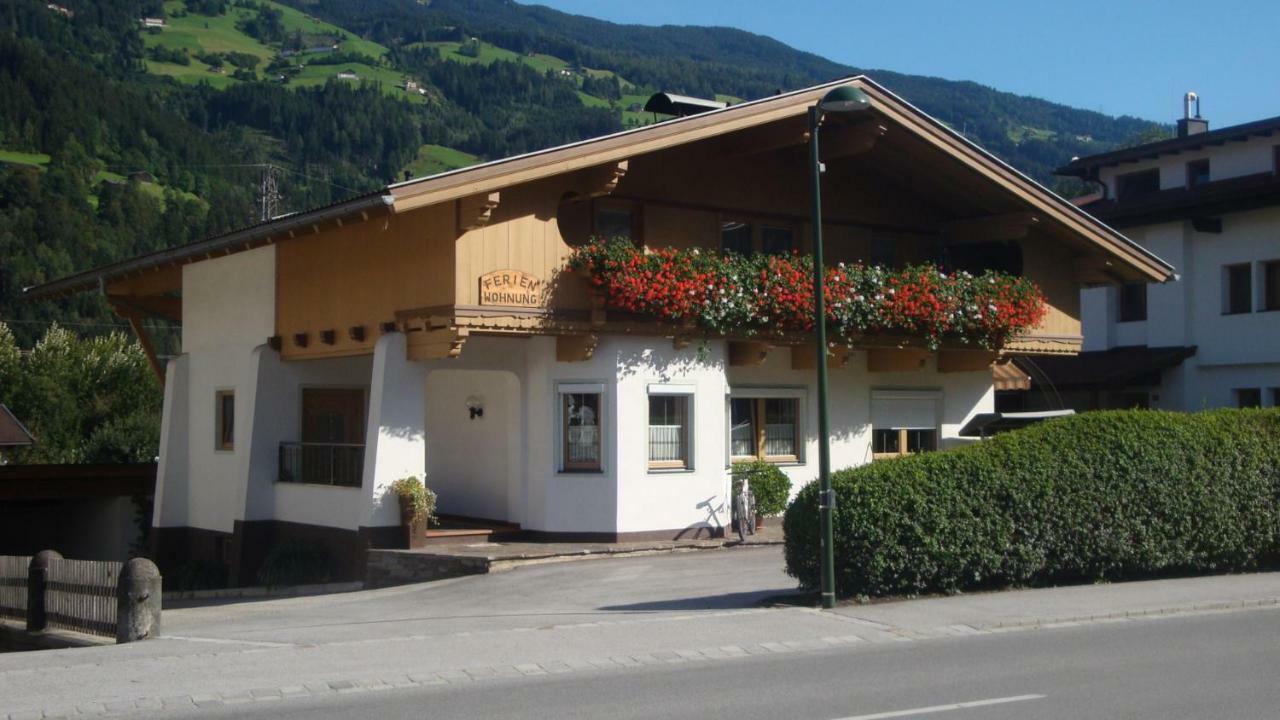 Haus Waldner Apartment Aschau Im Zillertal Bagian luar foto